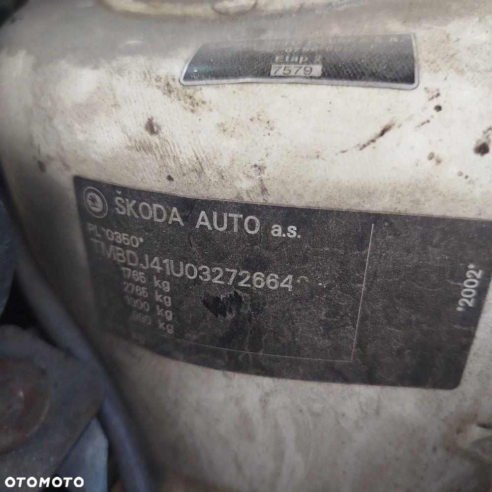 Skoda Octavia 1 na części. - 8
