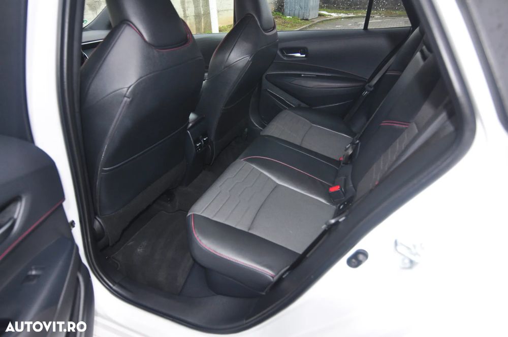 Toyota Corolla 2.0 GR Sport - 8