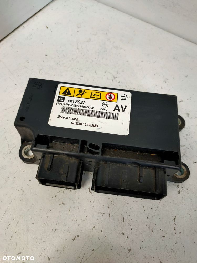 sensor moduł airbag opel adam 13588922 - 1