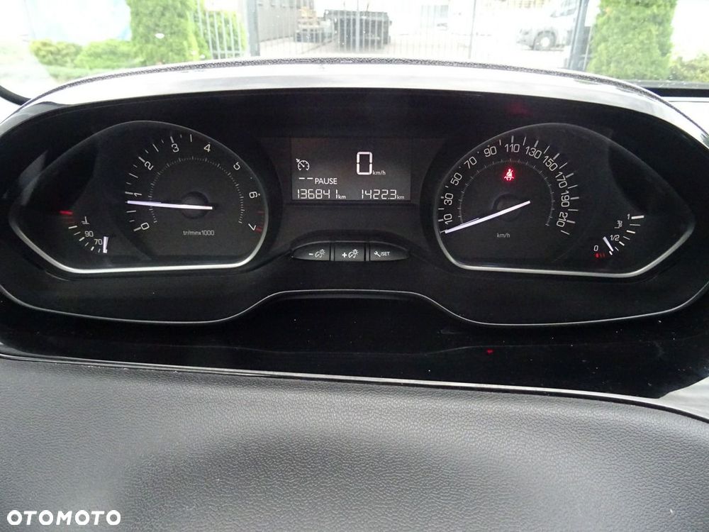 Peugeot 208 1.2 VTi Active - 15