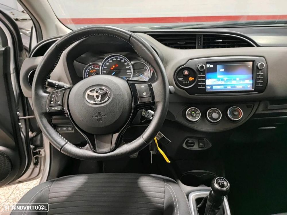 Toyota Yaris 1.0 VVT-i Comfort - 3