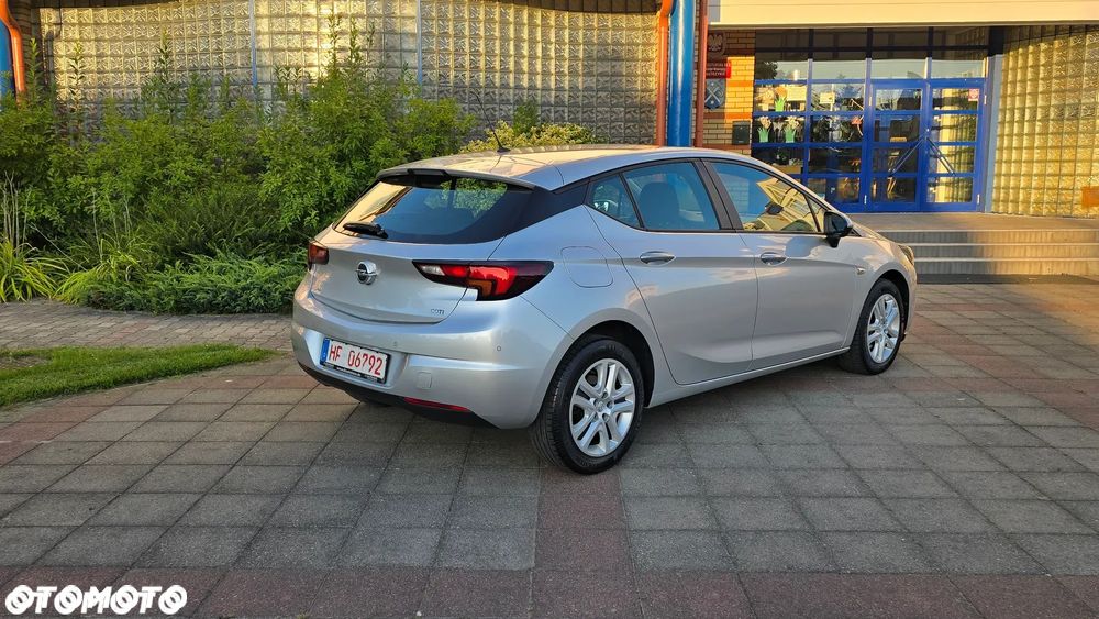 Opel Astra - 38