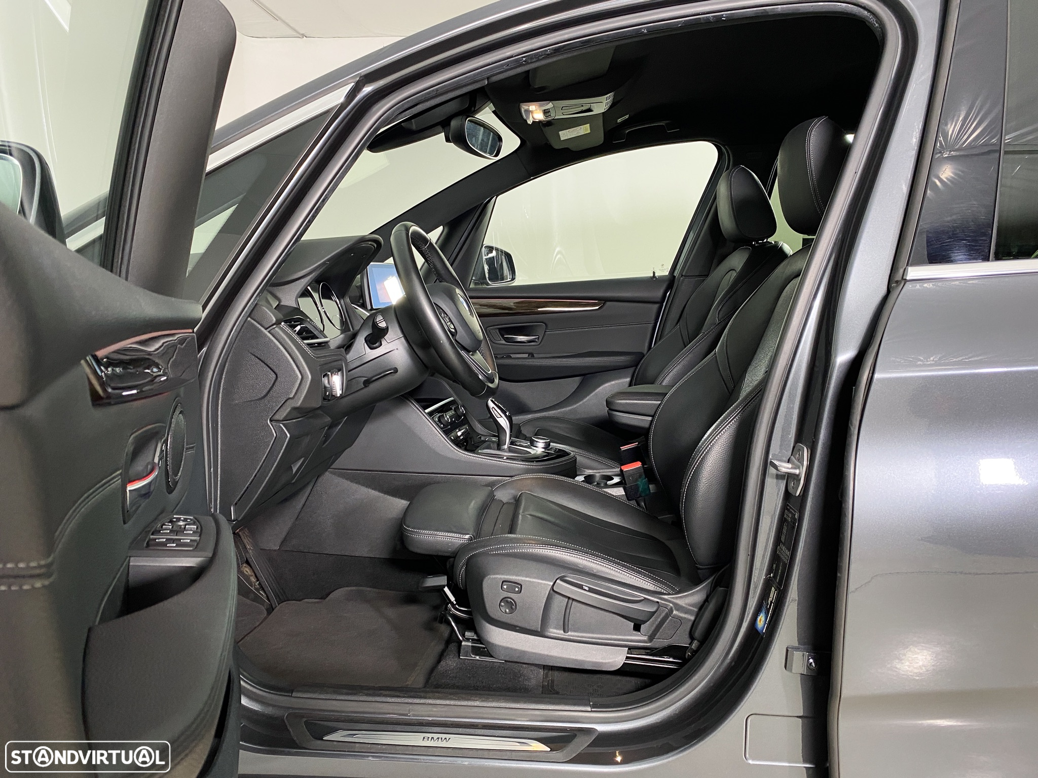 BMW 216 Gran Tourer d 7L Line Luxury Auto - 10