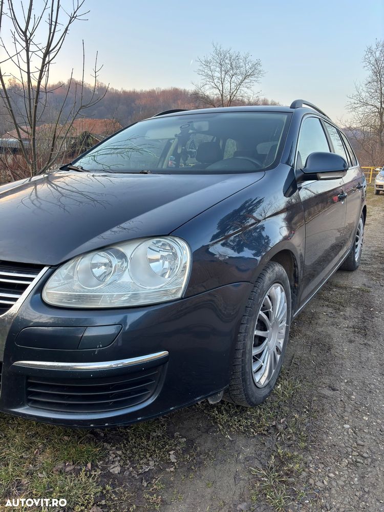 Volkswagen Golf 1.9 TDI DPF Comfortline BlueMotion - 5
