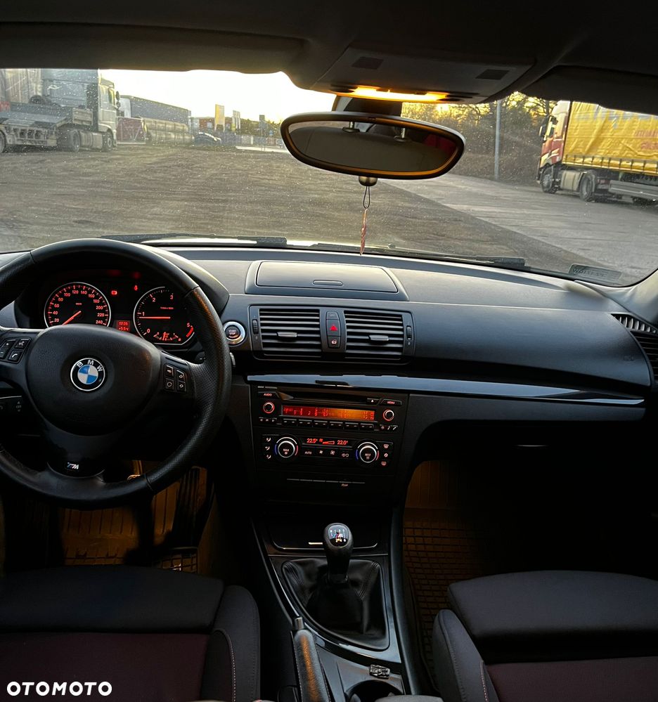 BMW Seria 1 120d DPF - 9