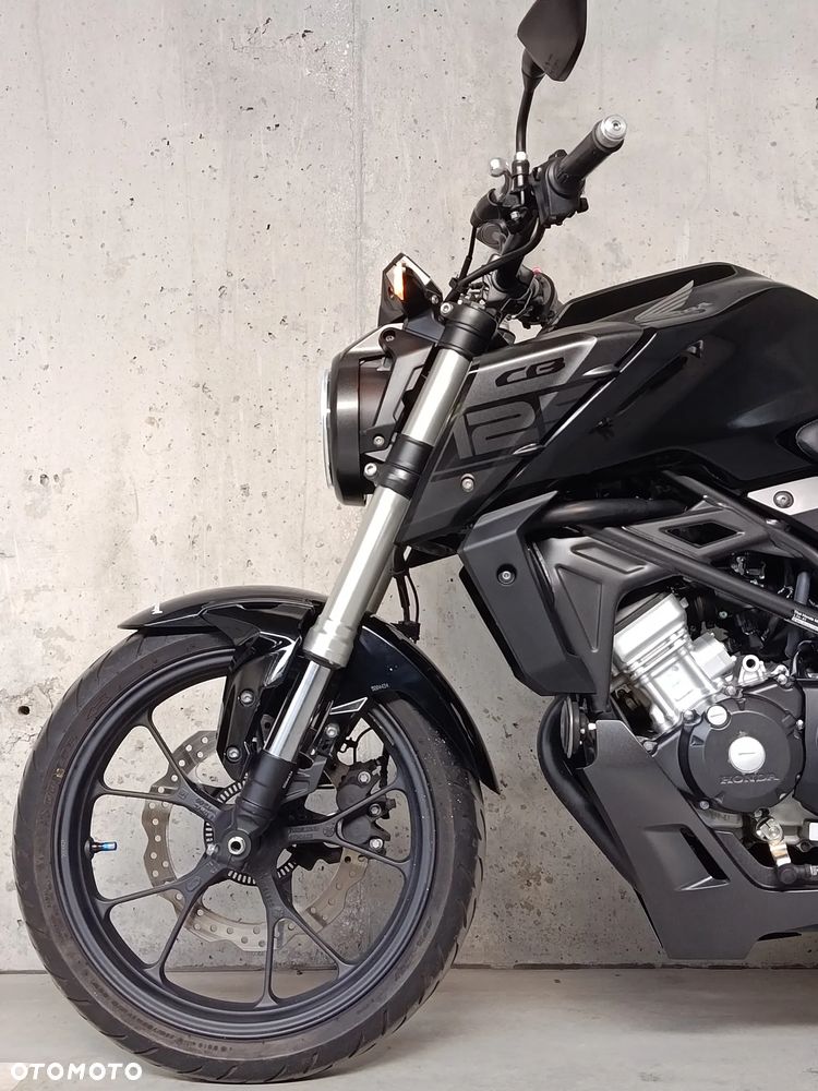 Honda CB - 25