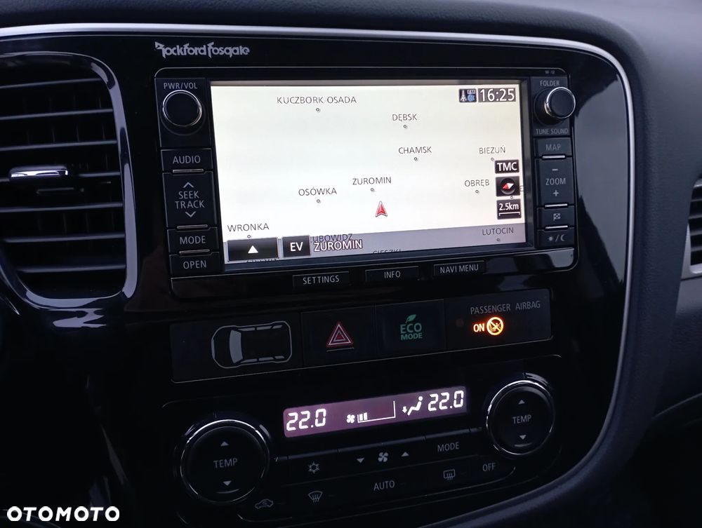 Mitsubishi Outlander - 30