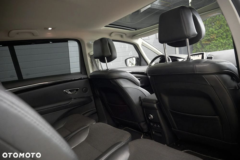 Renault Espace BLUE dCi 160 EDC BUSINESS EDITION - 24