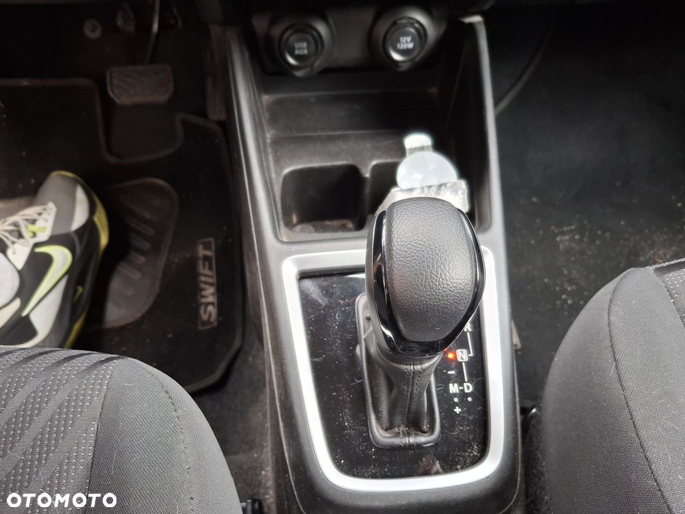 Suzuki Swift - 12