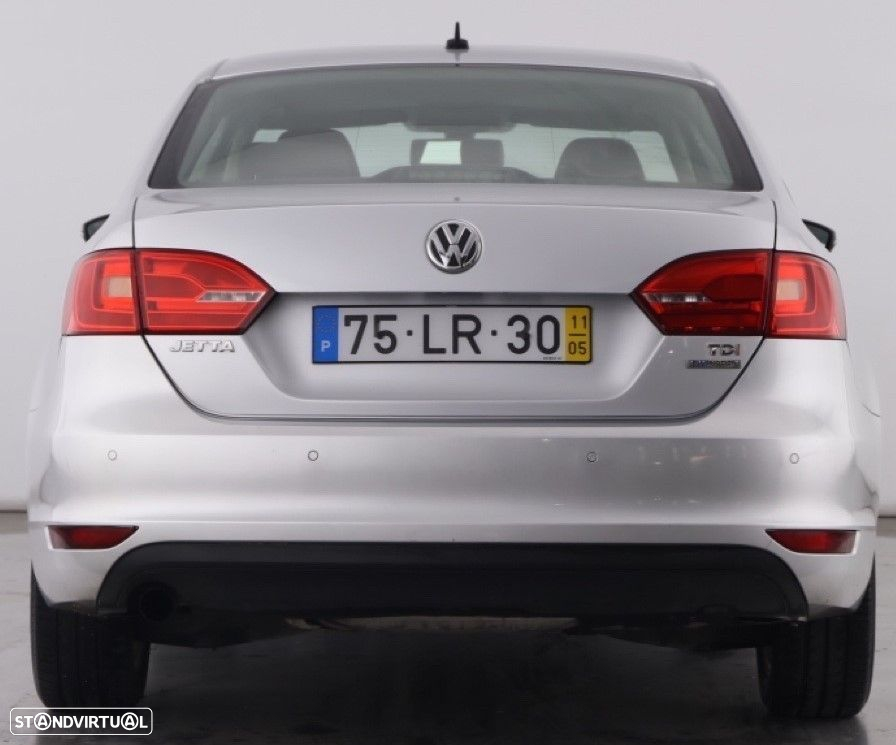 VW Jetta 1.6 TDi Confortline BM - 3