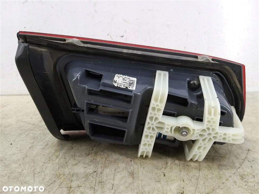MERCEDES GLC W253 PRZED LIFT LAMPA TYŁ TYLNA W KLAPĘ PRAWA A2539067800 - 3