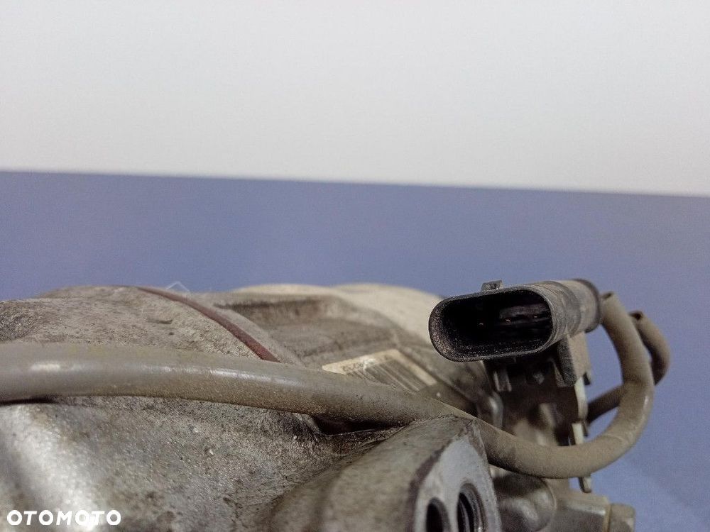 BMW X7 G07 G06 G05 G30 40i B58 SPRĘŻARKA KLIMATYZACJI 7948809 - 5