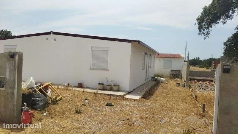 Terreno com casa - Grande imagem: 2/8