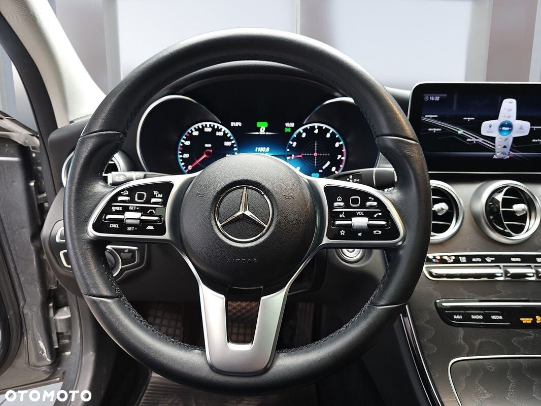 Mercedes-Benz Klasa C 200 4MATIC 9G-TRONIC - 15