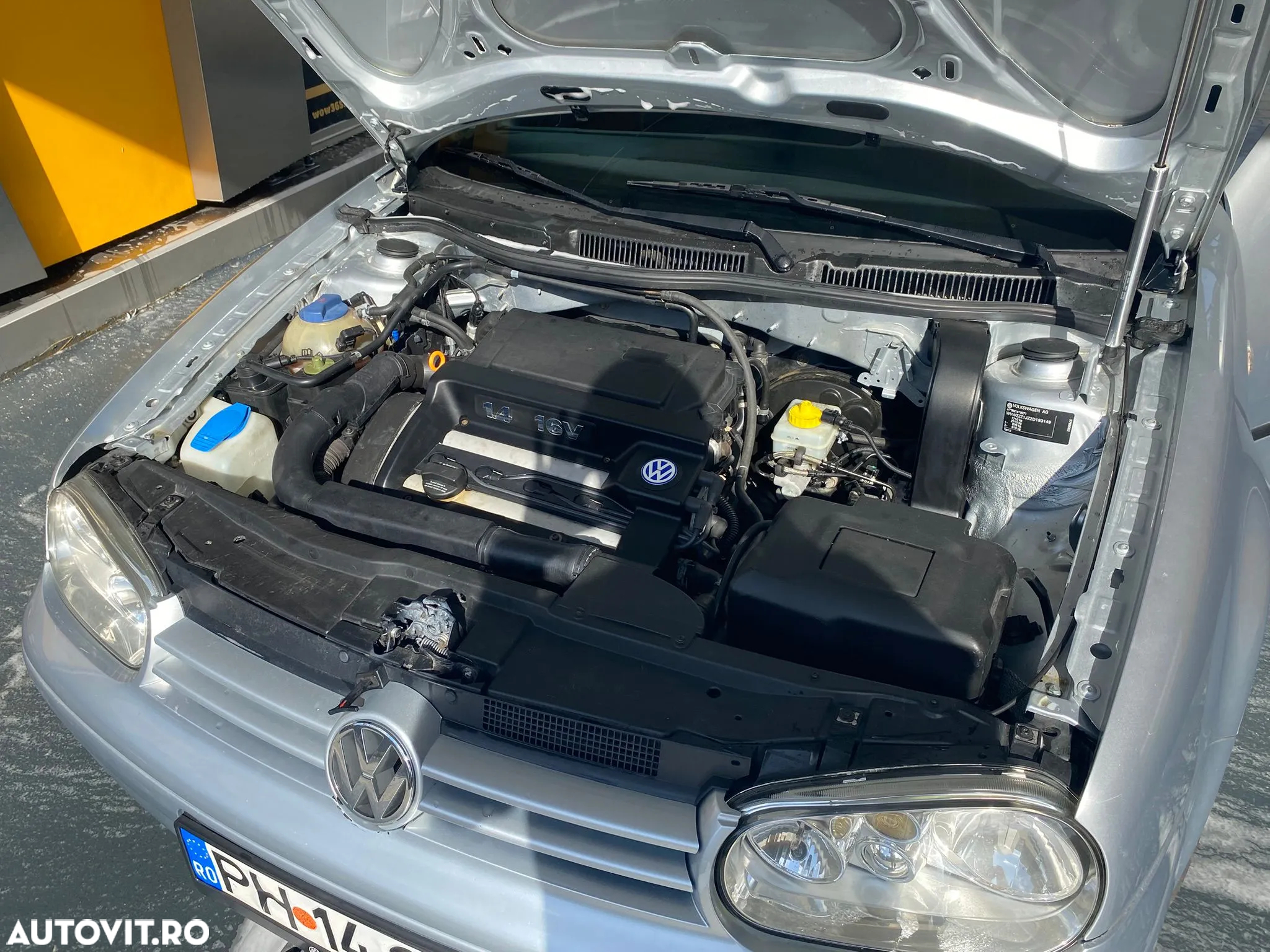 Volkswagen Golf 1.4 - 3