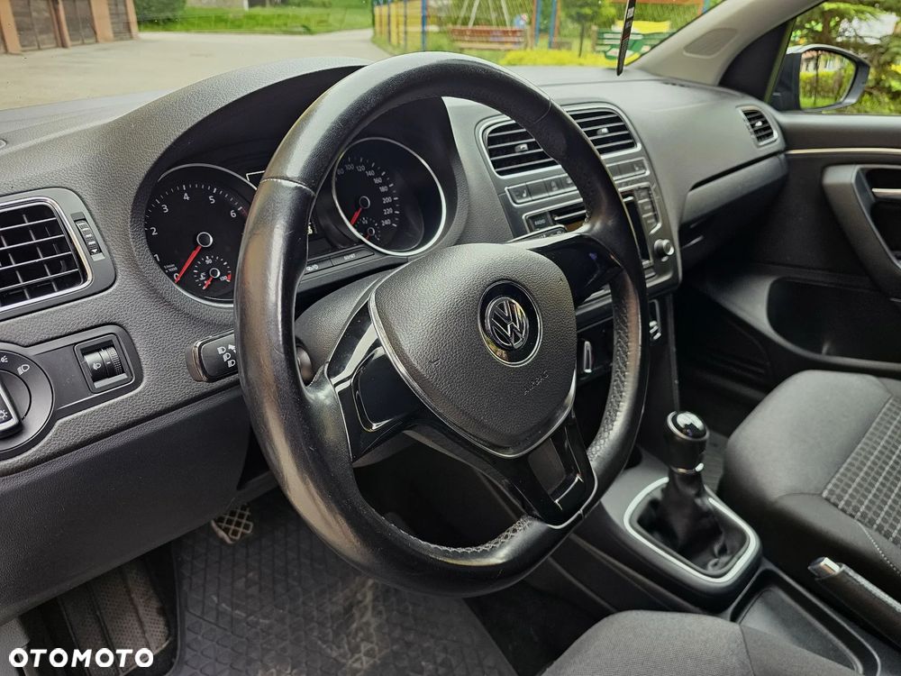 Volkswagen Polo 1.2 TSI (Blue Motion Technology) Comfortline - 18