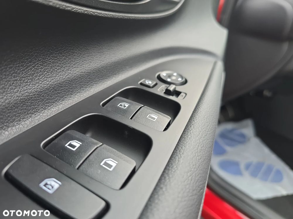 Hyundai Bayon 1.0 T-GDI Smart Black DCT - 12