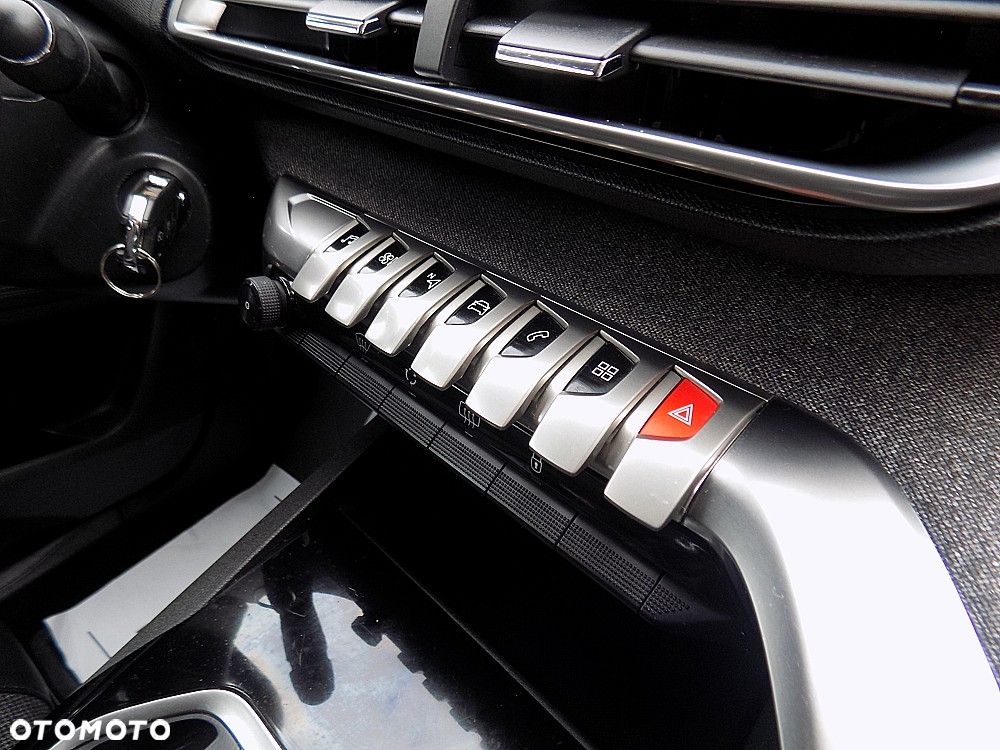 Peugeot 5008 BlueHDI 120 Stop & Start Allure - 22