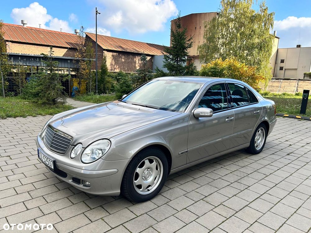 Mercedes-Benz Klasa E 200 CDI Classic - 4