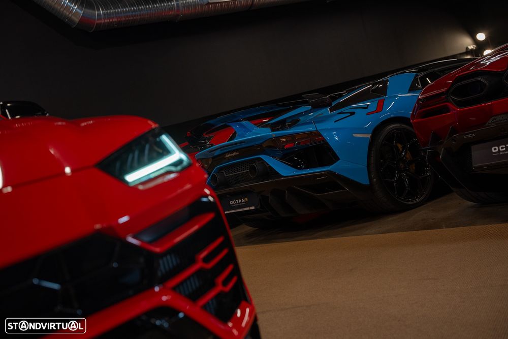 Lamborghini Urus 4.0 V8 - 8