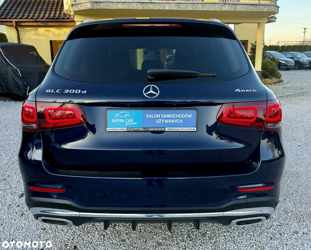 Mercedes-Benz GLC 300 d 4Matic 9G-TRONIC AMG Line - 2