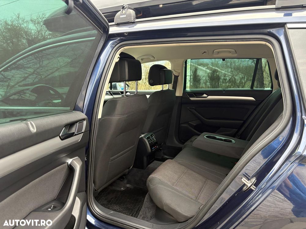 Volkswagen Passat 1.6 TDI (BlueMotion Technology) Comfortline - 23