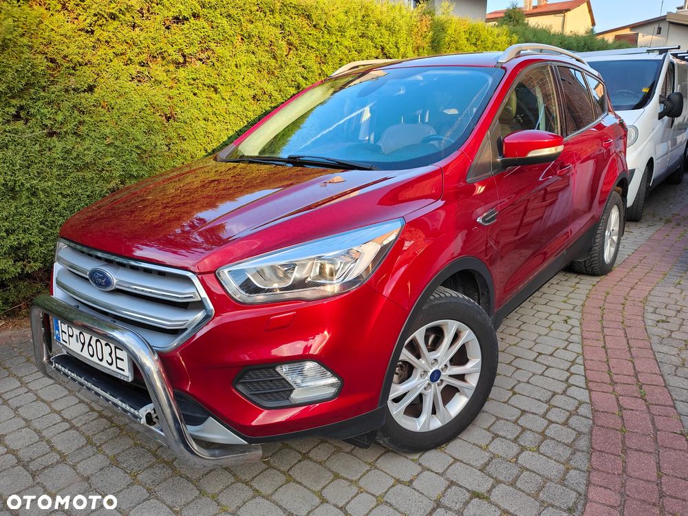 Ford Kuga 1.5 EcoBoost 2x4 Titanium - 1