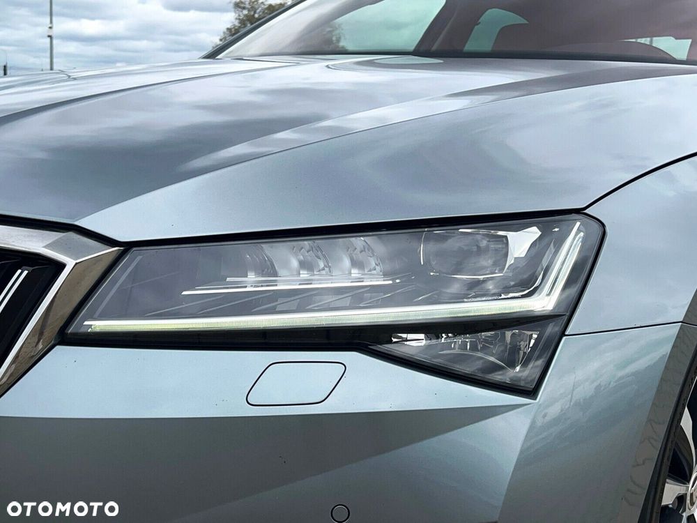 Skoda Superb 2.0 TSI L&K DSG - 40