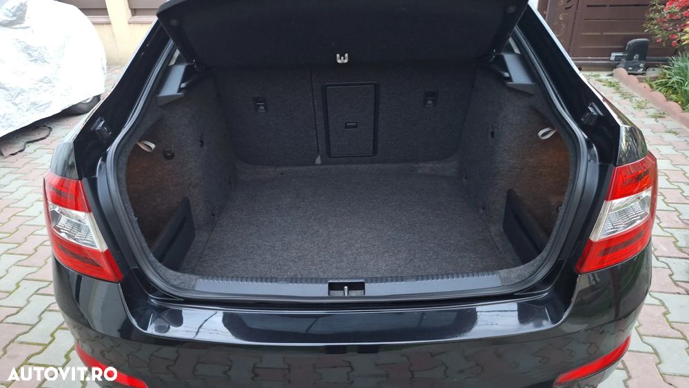 Skoda Octavia 2.0 TDI Green tec DSG Elegance - 10