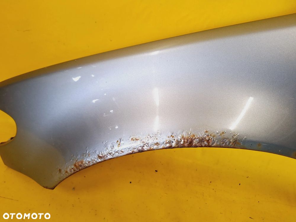 BŁOTNIK LEWY PRZÓD PRZEDNI BMW E46 KOMBI LAK: SILBERGRAU METALLIC A08/7 NR639 - 4