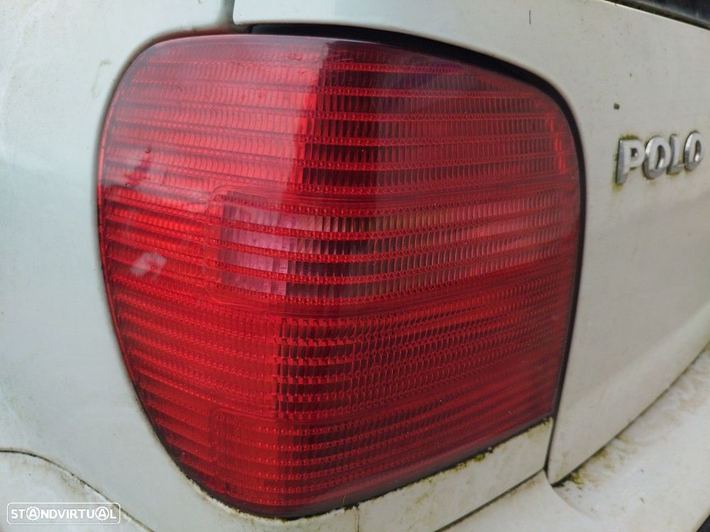 Farolim esquerdo VOLKSWAGEN Polo (6N) - 1