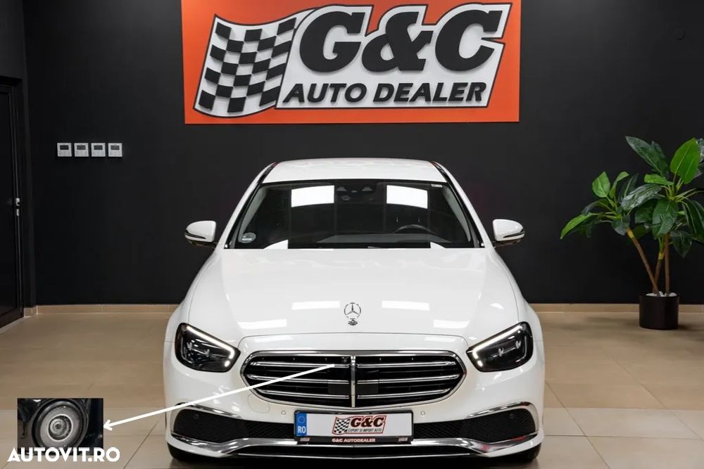 Mercedes-Benz E 300 de Aut. - 4