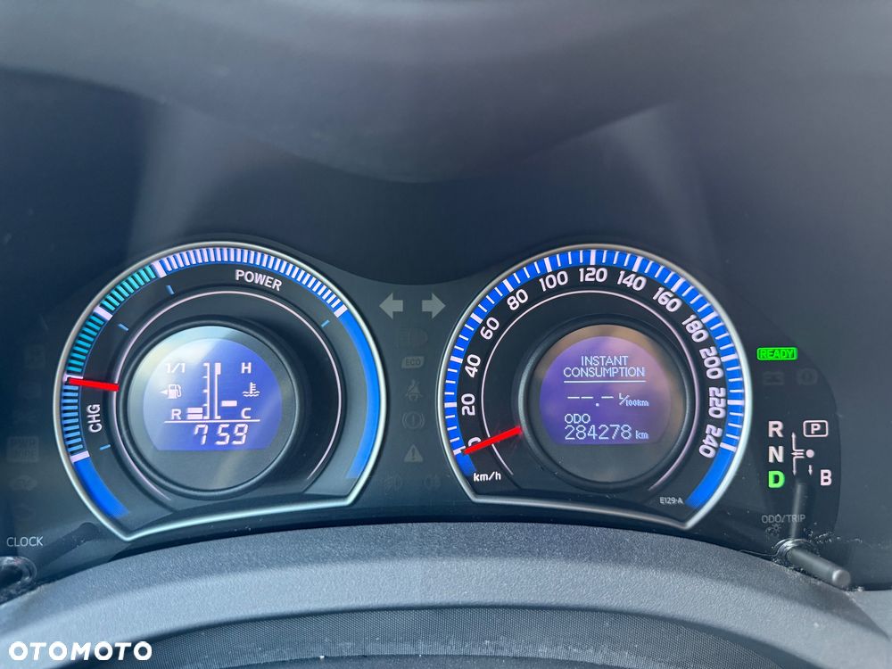 Toyota Auris 1.8 HSD Luna - 12