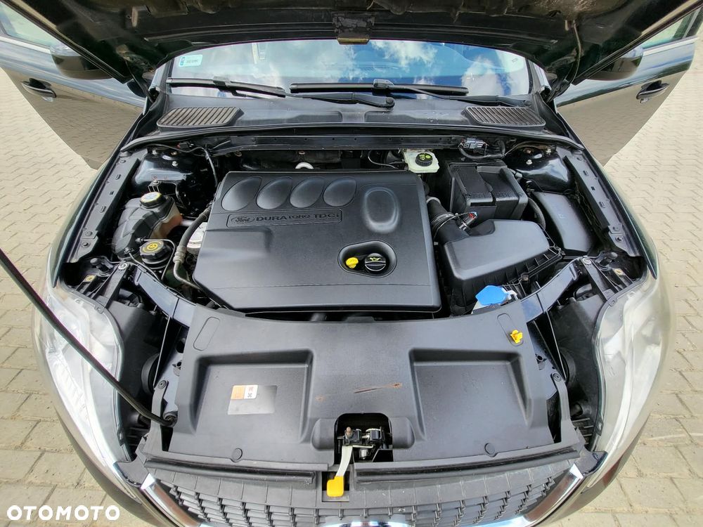 Ford Mondeo 2.0 TDCi Titanium - 16