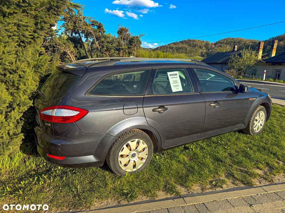 Ford Mondeo 2.0 TDCi Ambiente - 3