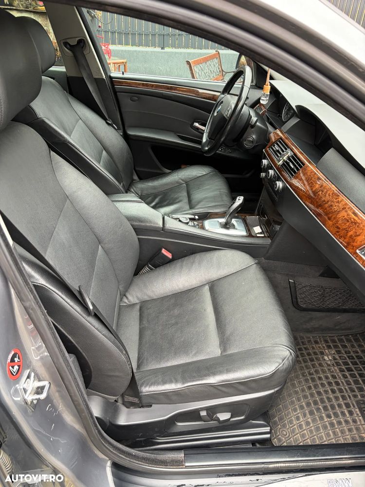 BMW Seria 5 520d Aut. - 15