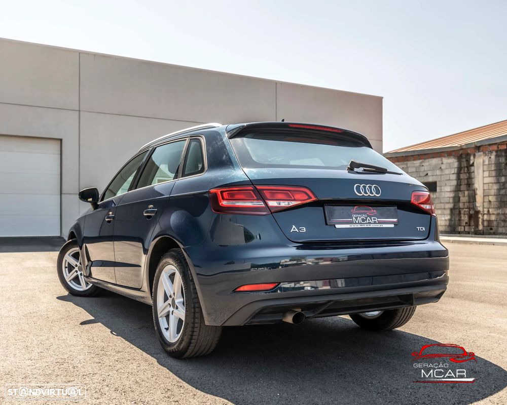 Audi A3 Sportback 1.6 TDI S-line S tronic - 19