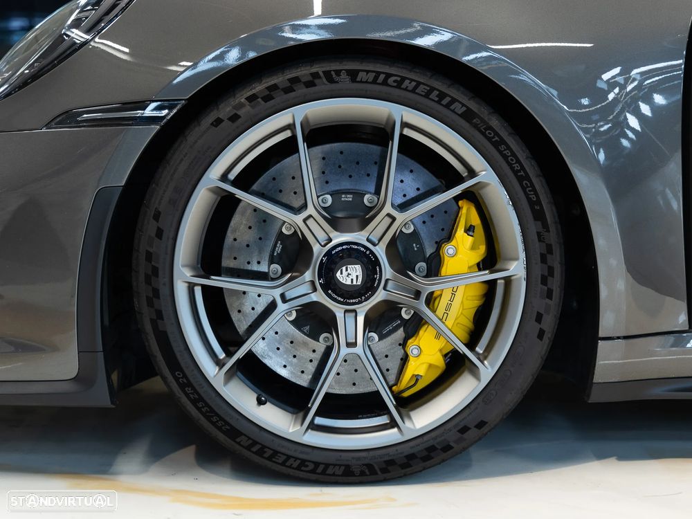 Porsche 911 (992) GT3 Touring Package PDK - 19