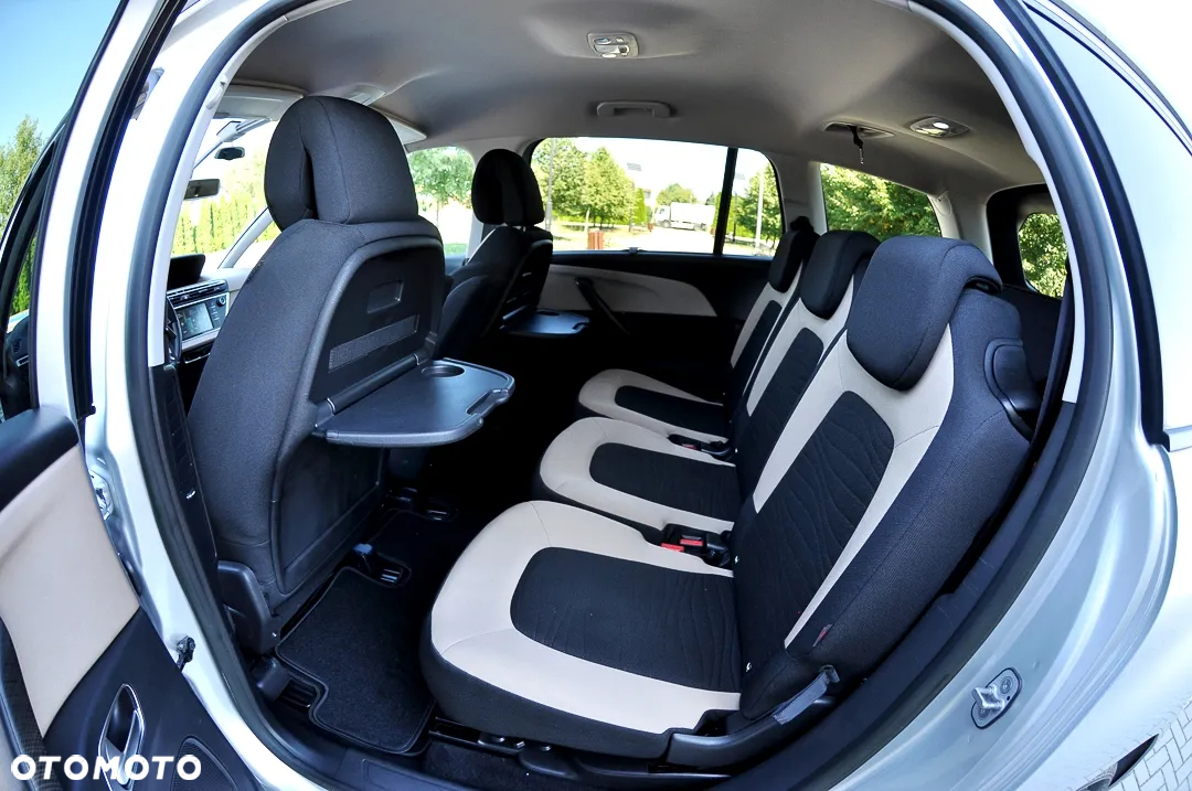 Citroën C4 Grand Picasso 2.0 HDi FAP Exclusive - 17