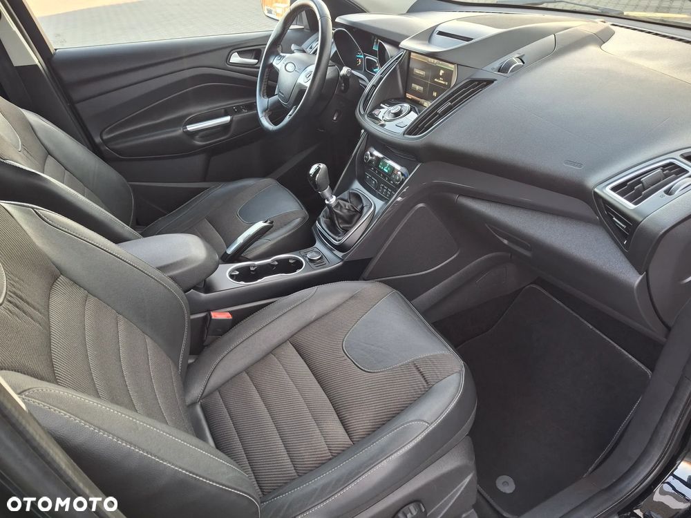 Ford Kuga 2.0 TDCi 2x4 Trend - 29