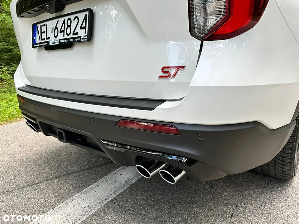 Ford Explorer EcoBoost Plug-in Hybrid ST-LINE - 34