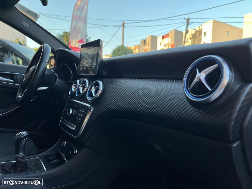 Mercedes-Benz A 180 d AMG Line - 19