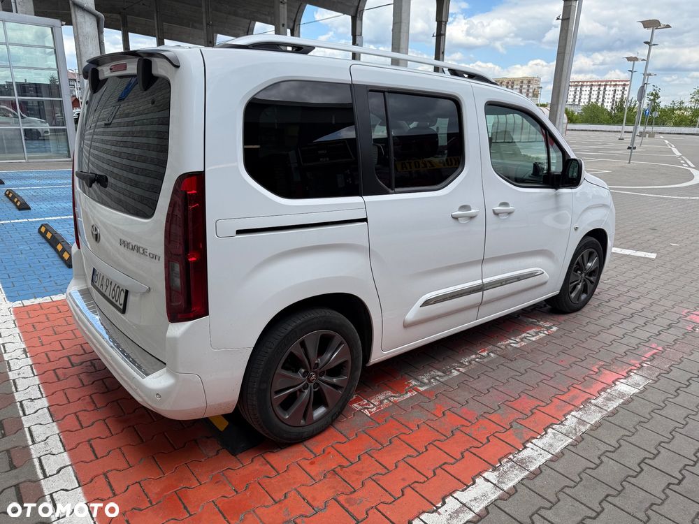 Toyota Proace City Verso 1.2 D-4T Family - 12