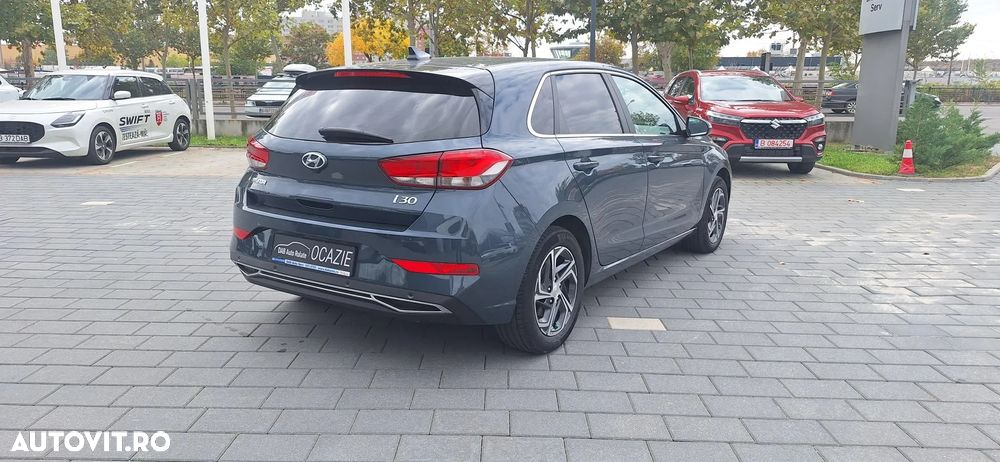 Hyundai i30 1.5 110CP 5DR M/T Highway - 6