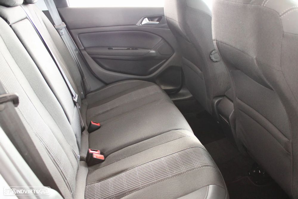 Peugeot 308 SW 1.5 BlueHDi Allure - 14