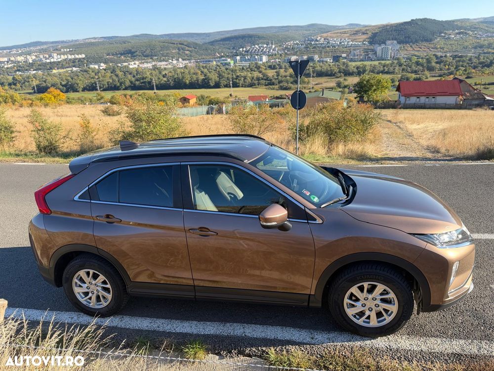Mitsubishi Eclipse-Cross - 14
