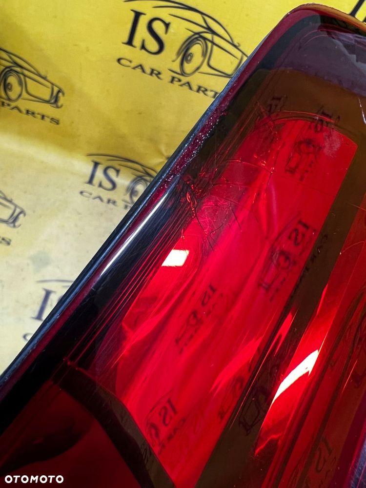 LAMPA TYŁ TYLNA LEWY LEWA TOYOTA HILUX VIII 8 - 10