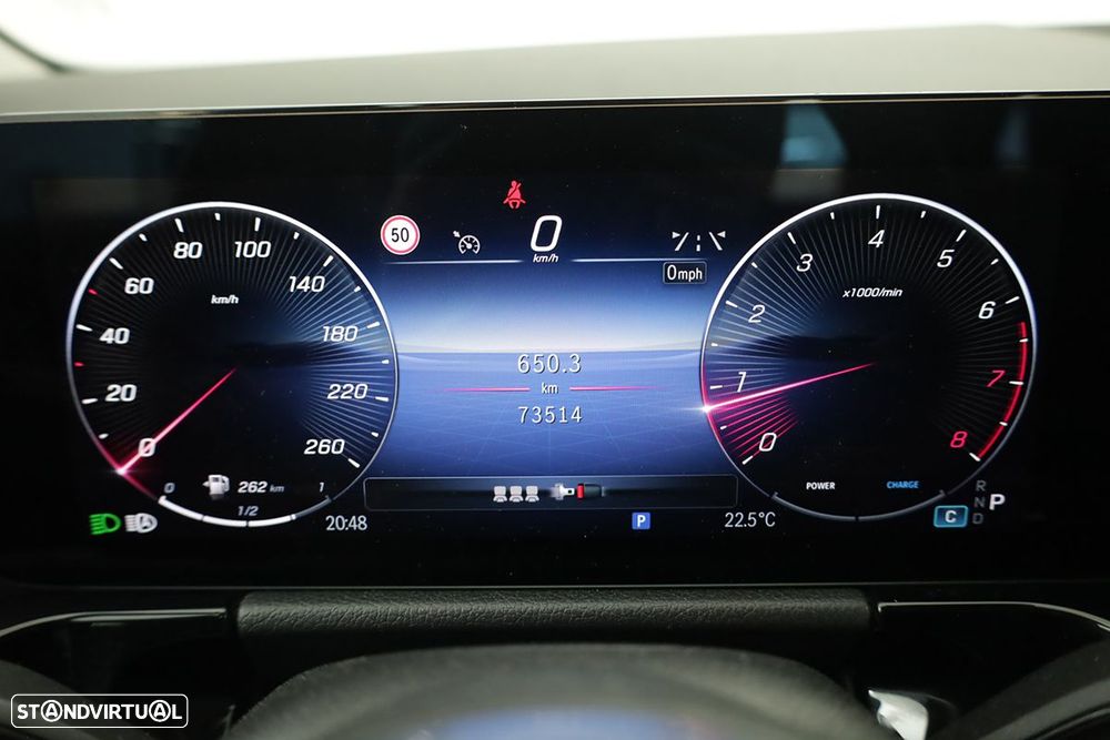 Mercedes-Benz GLA 200 - 14