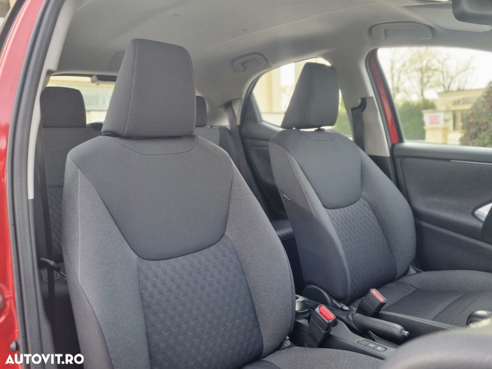 Toyota Yaris 1.5 L CVT Dynamic - 18