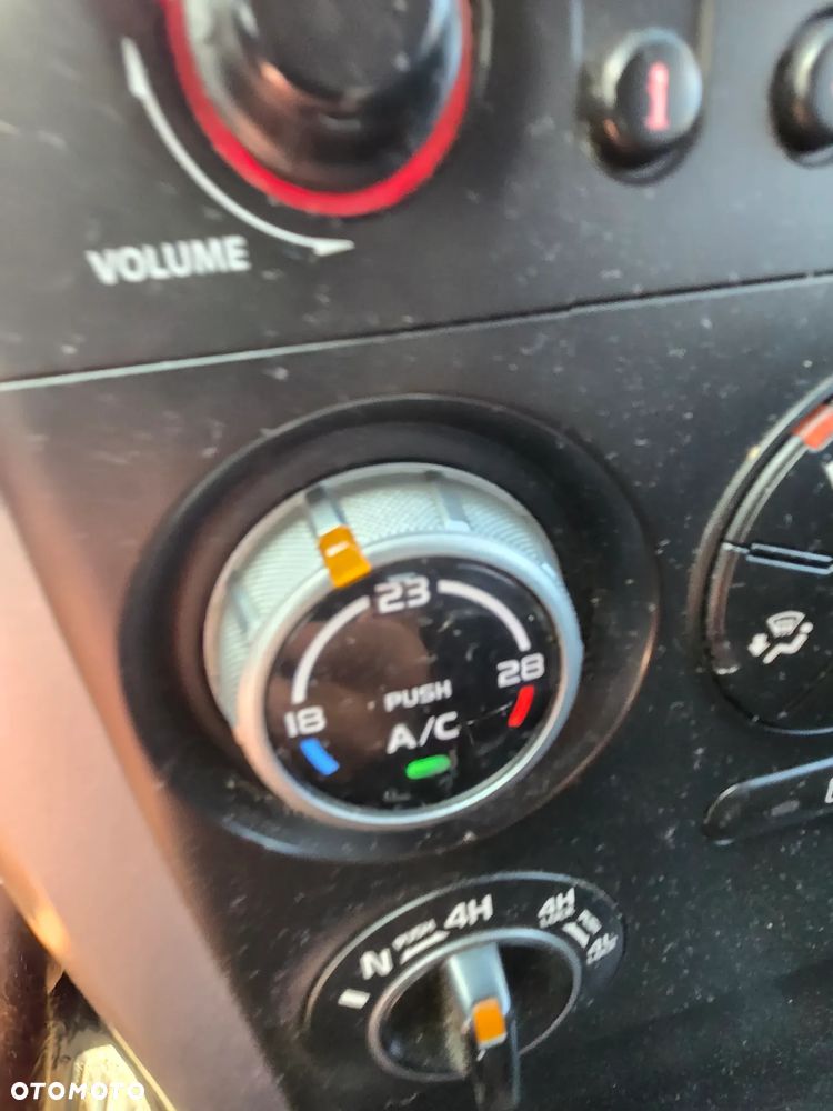 Suzuki Grand Vitara 1.9 DDiS Comfort - 21